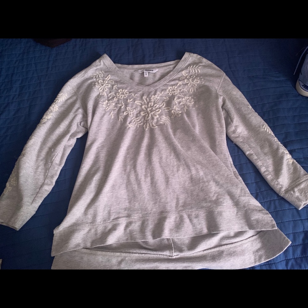 Long sleeve t-shirt